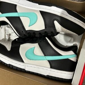 Dunk low GS “Tiffany” worn 3 time 7y